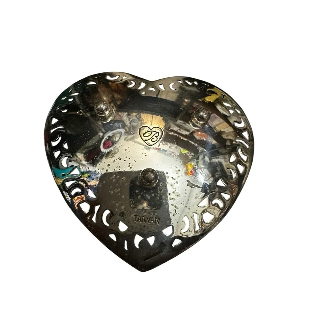 Brighton Lacie Daisy Heart Silver , Crystal & Enamel 3 Place Ring Holder